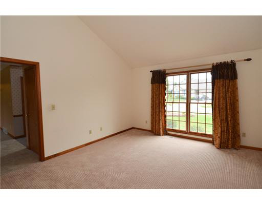 5321 Larkspur Dr, South Bend, IN 46614 photo 6