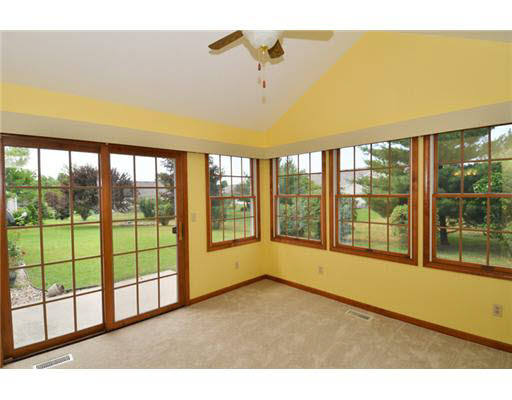 5321 Larkspur Dr, South Bend, IN 46614 photo 18