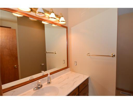 5321 Larkspur Dr, South Bend, IN 46614 photo 7