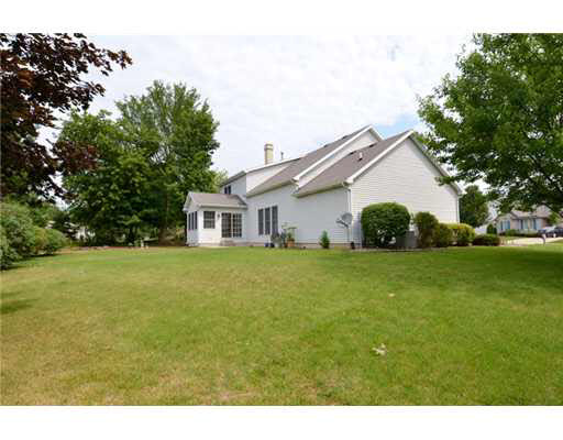5321 Larkspur Dr, South Bend, IN 46614 photo 13