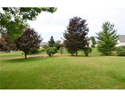 5321 Larkspur Dr, South Bend, IN 46614 photo 12