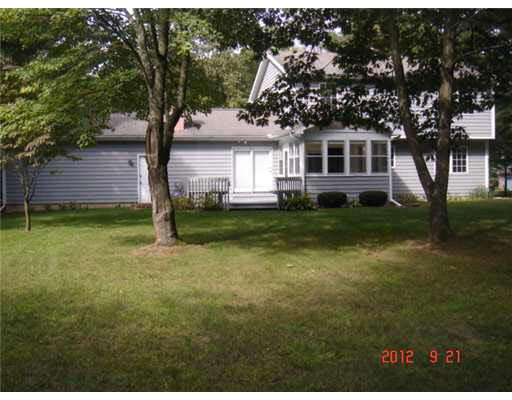 50940 Sherwood Dr, Granger, IN 46530 photo 2