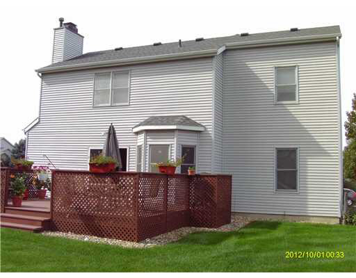 52142 Mallard Pointe Dr, Granger, IN 46530 photo 2