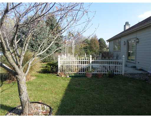1393 Stone Ct, South Bend, IN 46614 photo 23
