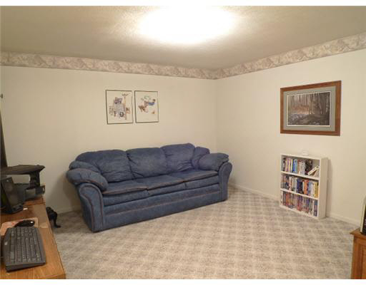 1018 Finch Dr, South Bend, IN 46614 photo 11