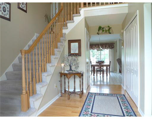 1018 Finch Dr, South Bend, IN 46614 photo 13