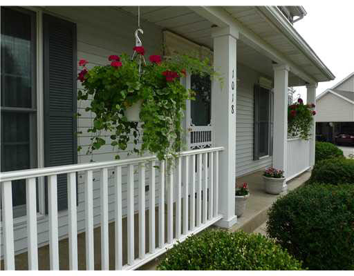 1018 Finch Dr, South Bend, IN 46614 photo 17