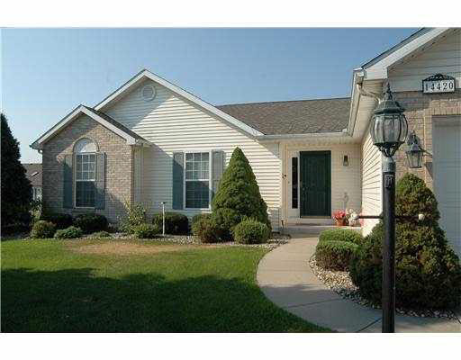 14420 Lark Ct, Mishawaka, IN 46545 photo 1