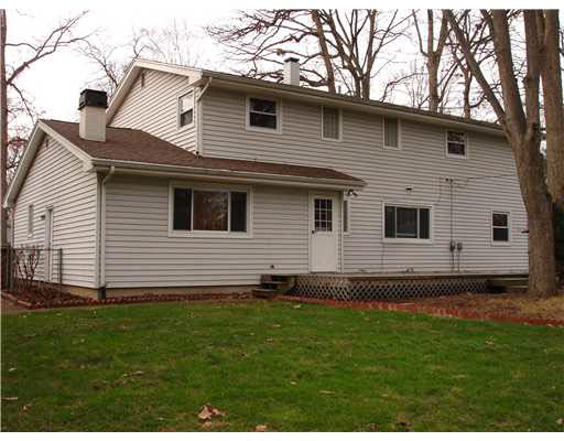 53310 Oakton Dr, South Bend, IN 46635 photo 2