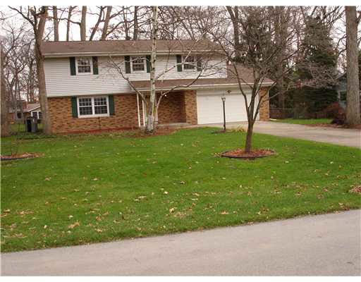 53310 Oakton Dr, South Bend, IN 46635 photo 1