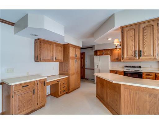 51115 Pheasant Run, Granger, IN 46530 photo 9