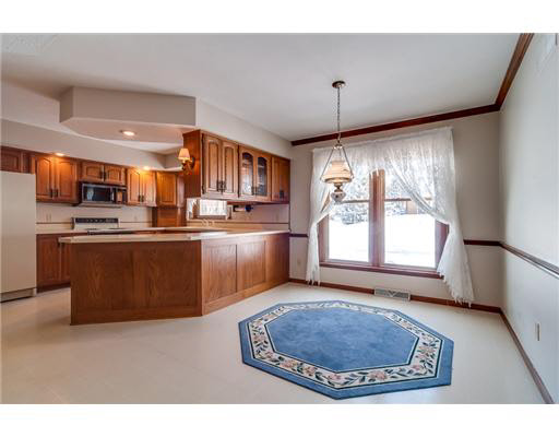 51115 Pheasant Run, Granger, IN 46530 photo 6