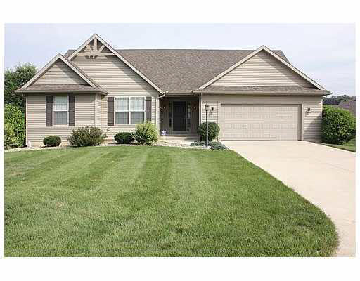 25544 Shady Tree Ct, South Bend, IN 46628 photo 1
