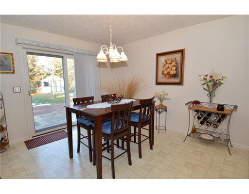51699 Deer Trail Dr, Granger, IN 46530 photo 4