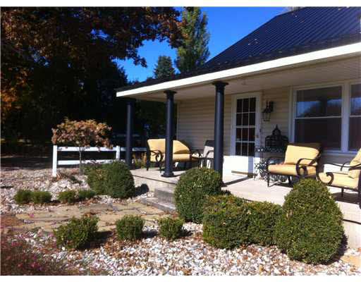 21943 Brick Rd, South Bend, IN 46628 photo 17