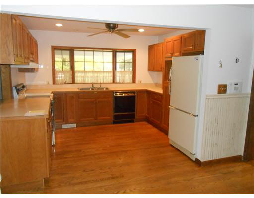 12191 Day Rd, Mishawaka, IN 46545 photo 2