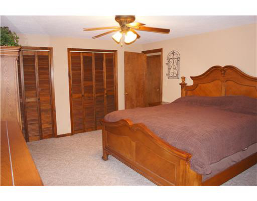 20066 Roosevelt Rd, South Bend, IN 46614 photo 15