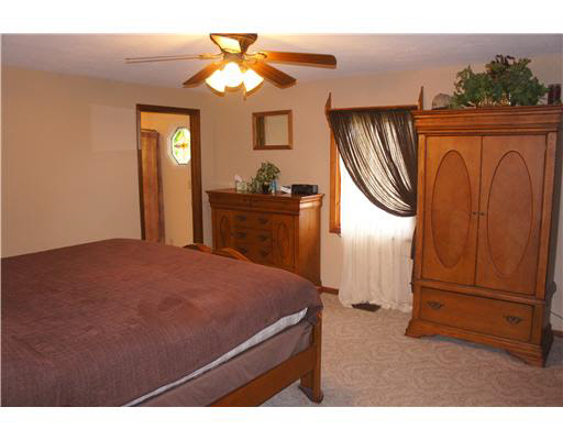 20066 Roosevelt Rd, South Bend, IN 46614 photo 16