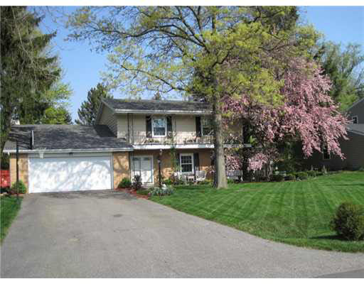 15595 Carriage Ln, Mishawaka, IN 46545 photo 1