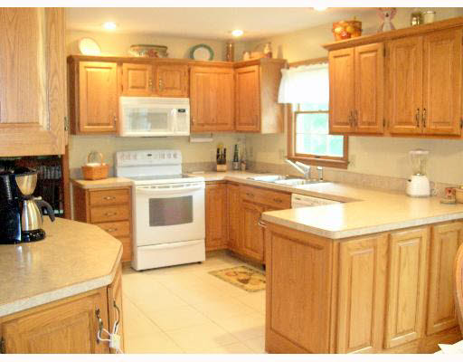 12264 Cavalry Ct, Granger, IN 46530 photo 2