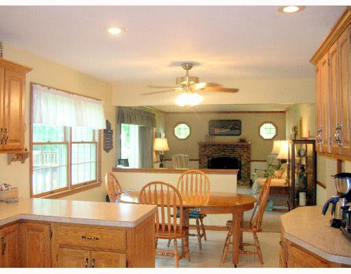 12264 Cavalry Ct, Granger, IN 46530 photo 5