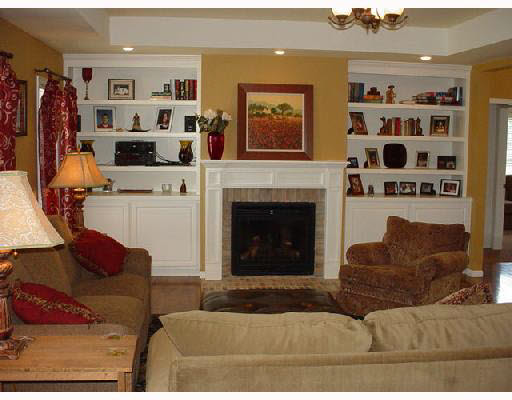 10300 Conover Dr, Granger, IN 46530 photo 2