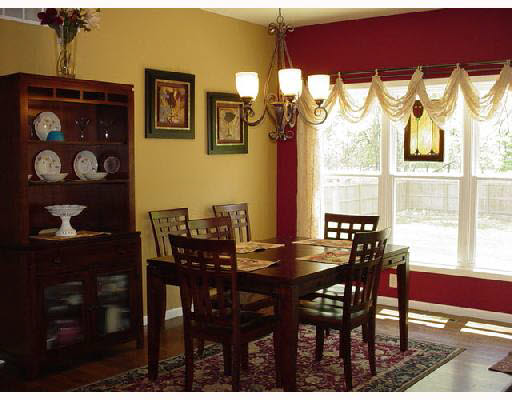 10300 Conover Dr, Granger, IN 46530 photo 3