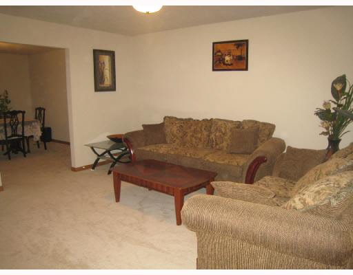 51332 Eaglewood Dr, Granger, IN 46530 photo 6