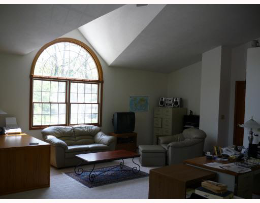 50587 Mohawk Dr, Granger, IN 46530 photo 9
