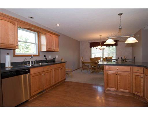 30293 Quail Pointe Dr, Granger, IN 46530 photo 3