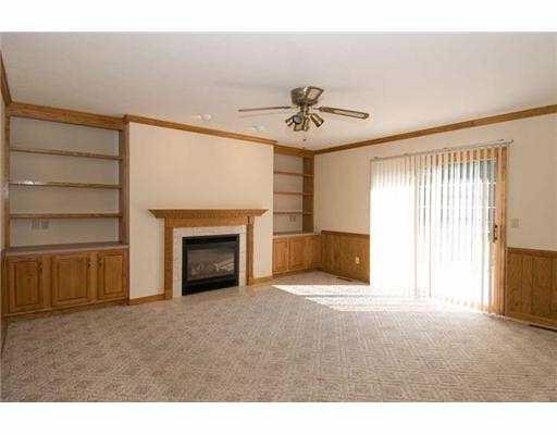 50930 Stonebridge Dr, Granger, IN 46530 photo 3