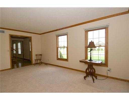 50930 Stonebridge Dr, Granger, IN 46530 photo 4