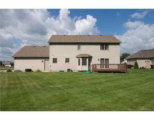 50930 Stonebridge Dr, Granger, IN 46530 photo 6