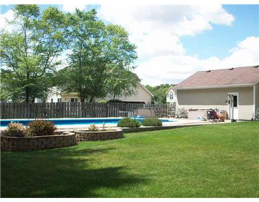 50550 Weeping Willow Run, Granger, IN 46530 photo 3