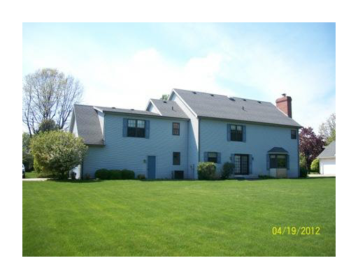 51650 Bluffside Ct, Granger, IN 46530 photo 2
