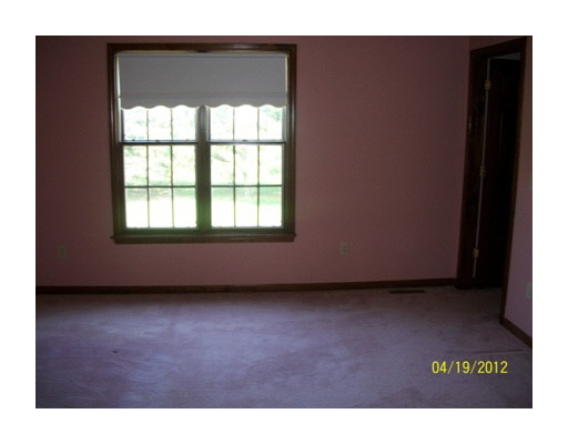 51650 Bluffside Ct, Granger, IN 46530 photo 8