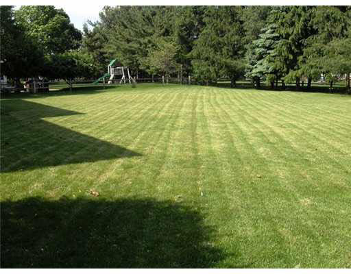 51650 Bluffside Ct, Granger, IN 46530 photo 12