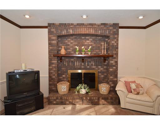 60788 Whispering Hills Dr, South Bend, IN 46614 photo 9