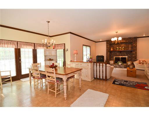 60788 Whispering Hills Dr, South Bend, IN 46614 photo 12