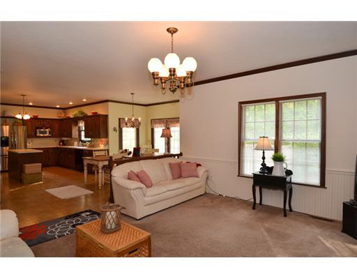60788 Whispering Hills Dr, South Bend, IN 46614 photo 4