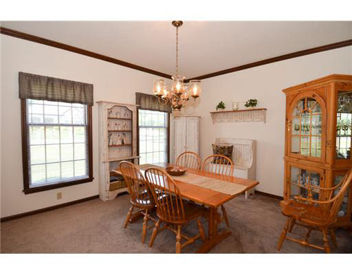 60788 Whispering Hills Dr, South Bend, IN 46614 photo 7