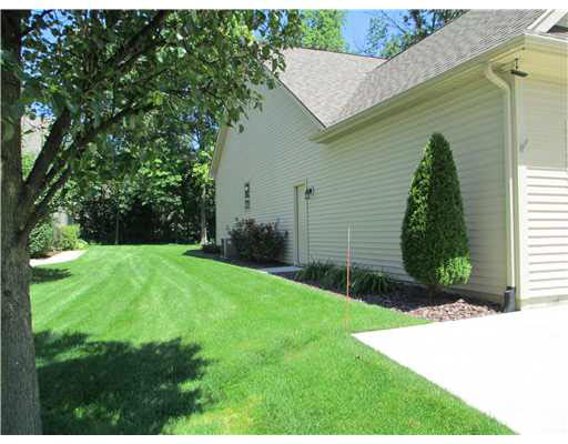1816 Larkspur Ct, Mishawaka, IN 46545 photo 22