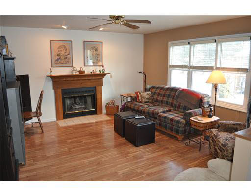 22129 Pine Hollow Ln, South Bend, IN 46628 photo 8