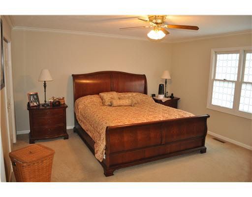 22129 Pine Hollow Ln, South Bend, IN 46628 photo 13