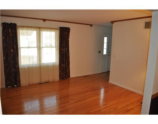 22129 Pine Hollow Ln, South Bend, IN 46628 photo 5