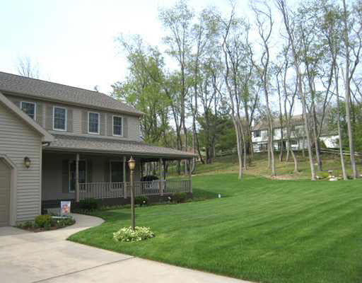 17897 Buckland Dr, Granger, IN 46530 photo 2