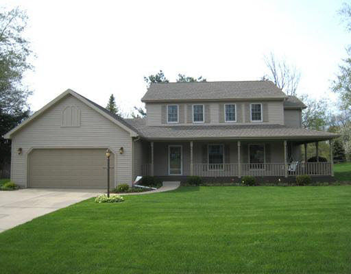 17897 Buckland Dr, Granger, IN 46530 photo 1