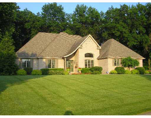 51722 Steeple Chase Dr, Granger, IN 46530 photo 1