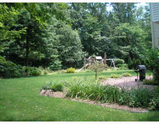13879 Hearthside Dr, Granger, IN 46530 photo 2