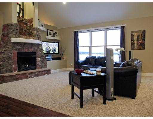 50720 Brookside Dr, Granger, IN 46530 photo 2